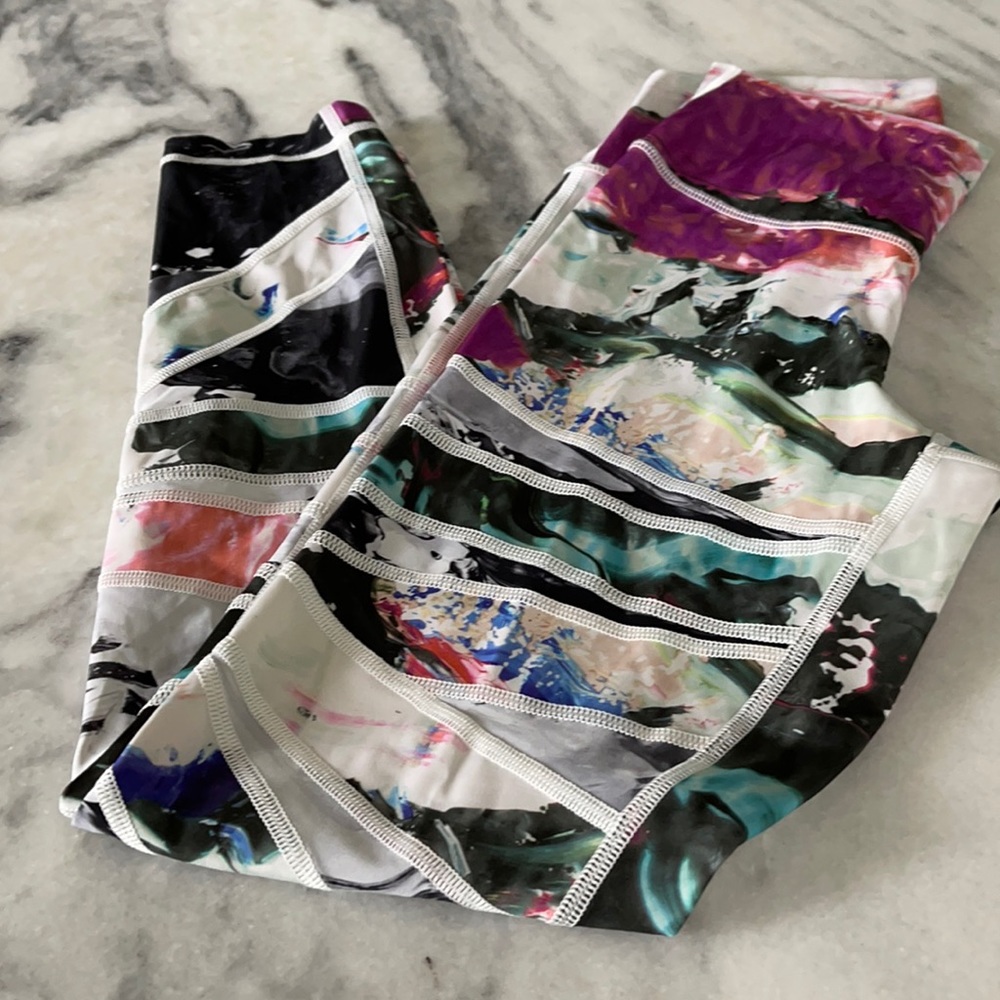 Lululemon Wunder Unders Size 4